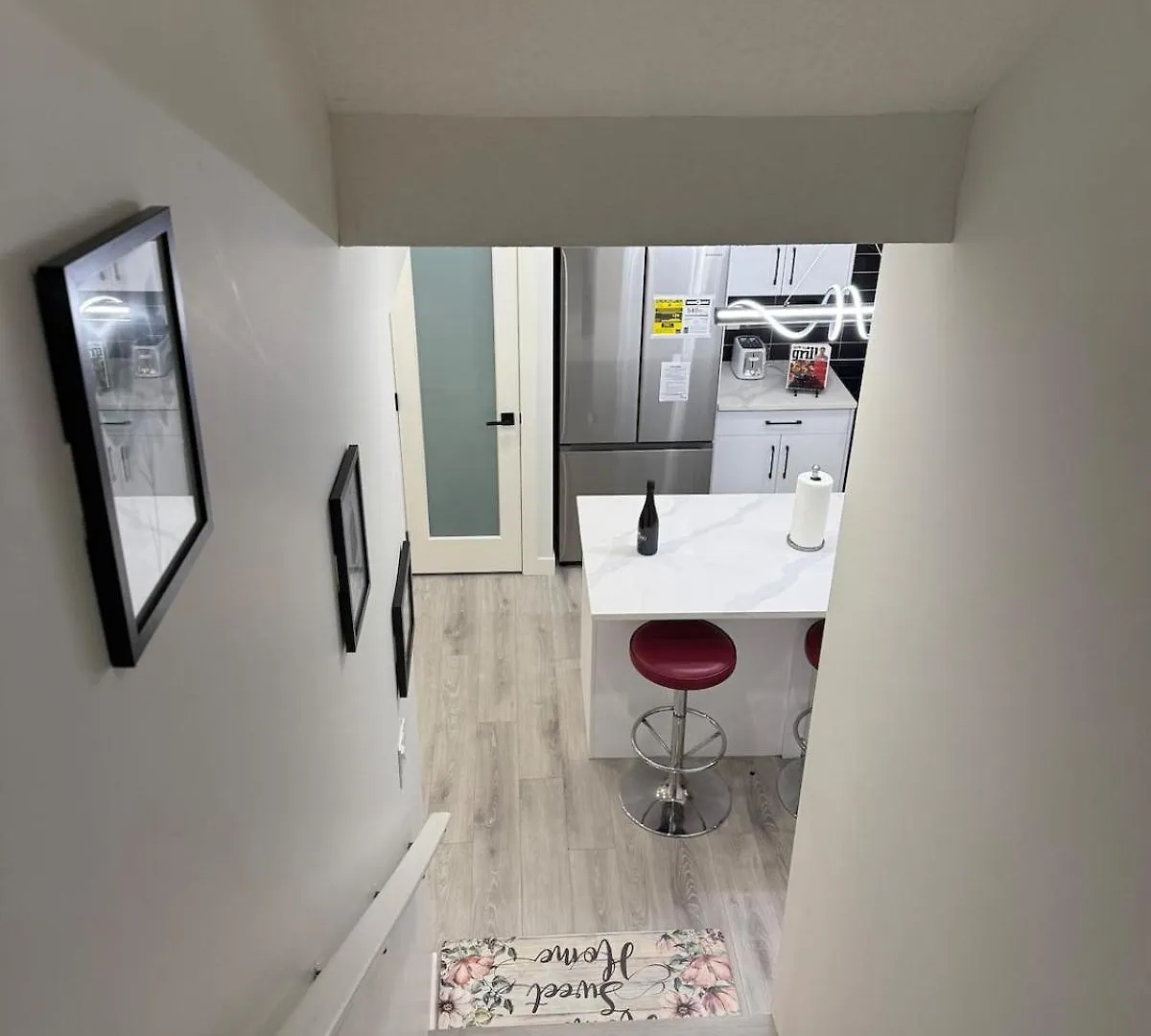 Maxti Guest Suite, Northwest Calgary