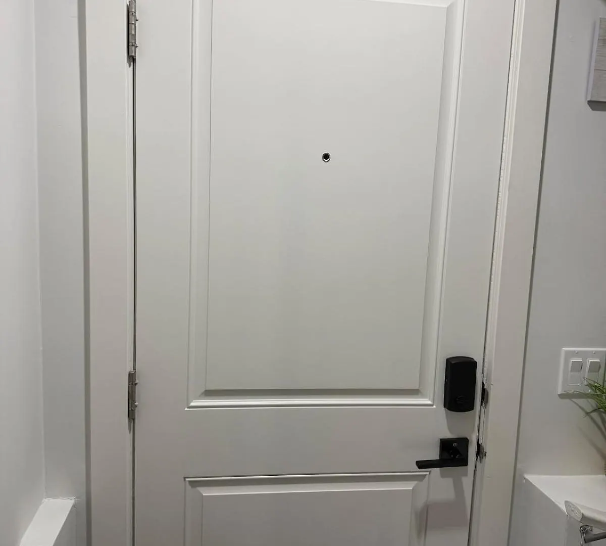 Maxti Guest Suite, Northwest Calgary Canada